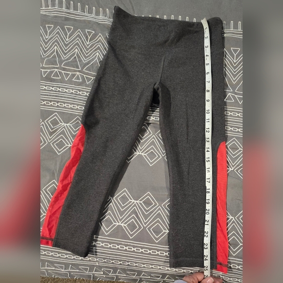 Alo Capri Leggings Size XS - Picture 4 of 8